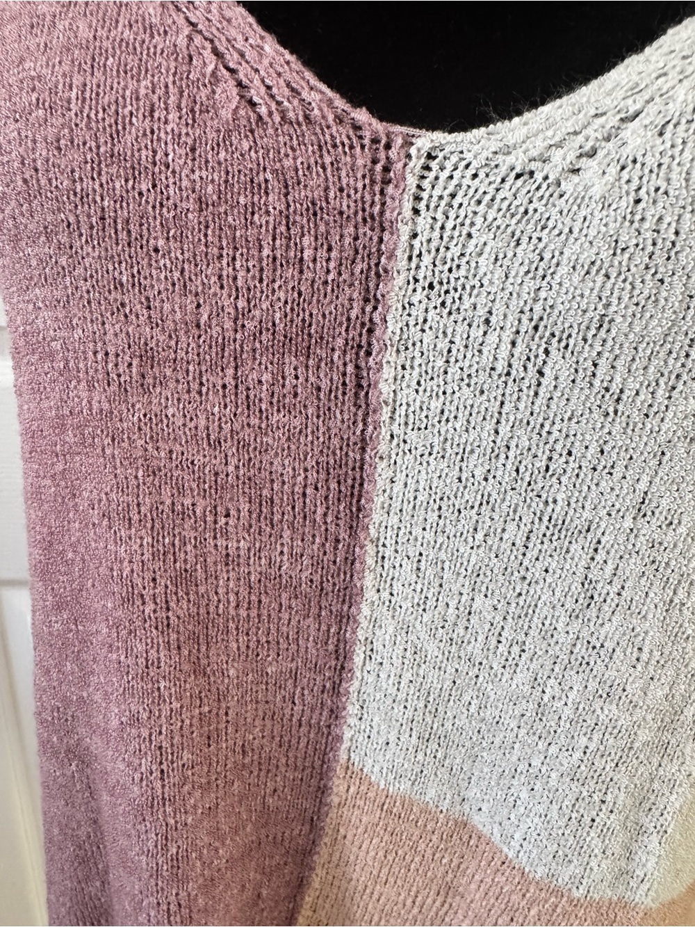 Color Block Tank top - Picture 6 of 7